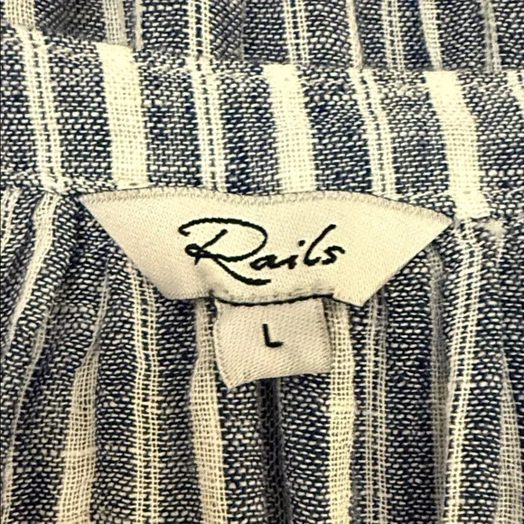 Rails Linen/Rayon Blend Long Sleeve Dress - Picture 6 of 10